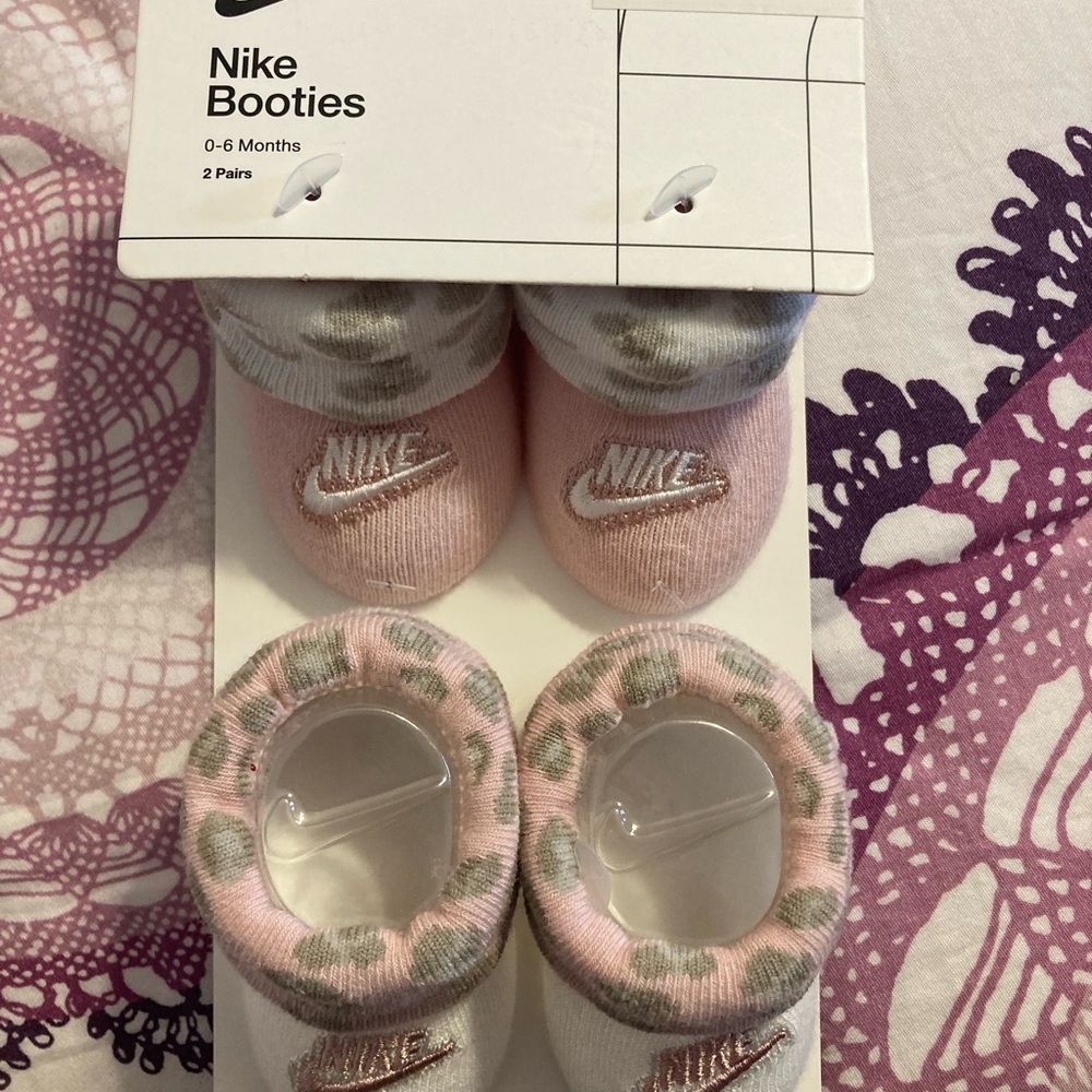 Nike‎ Booties. NWT